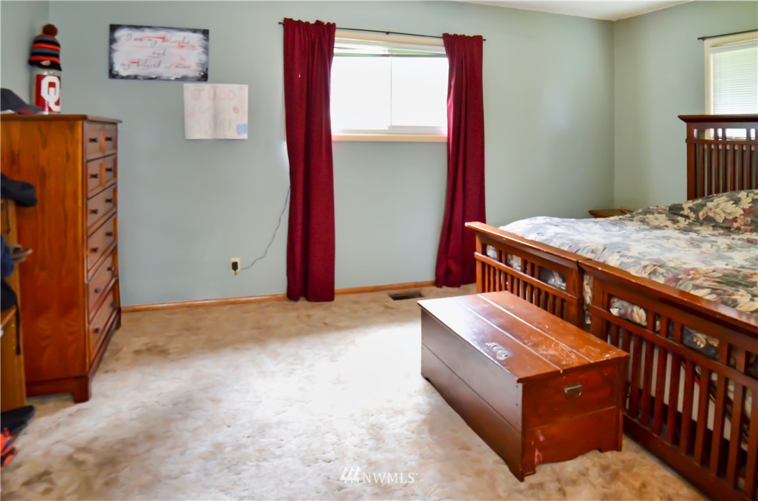 1920 Gallagher Road Centralia, WA 98531 - Photo 9 of 18 Gallery Image 9