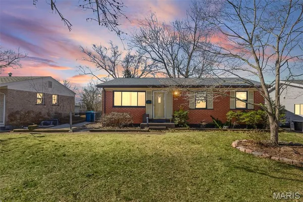 $199,000 | 1826 Oliveto Lane, Hazelwood, MO 63042