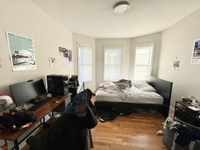 $3,500 | 733 Parker Street, Unit 2, Boston, MA 02120