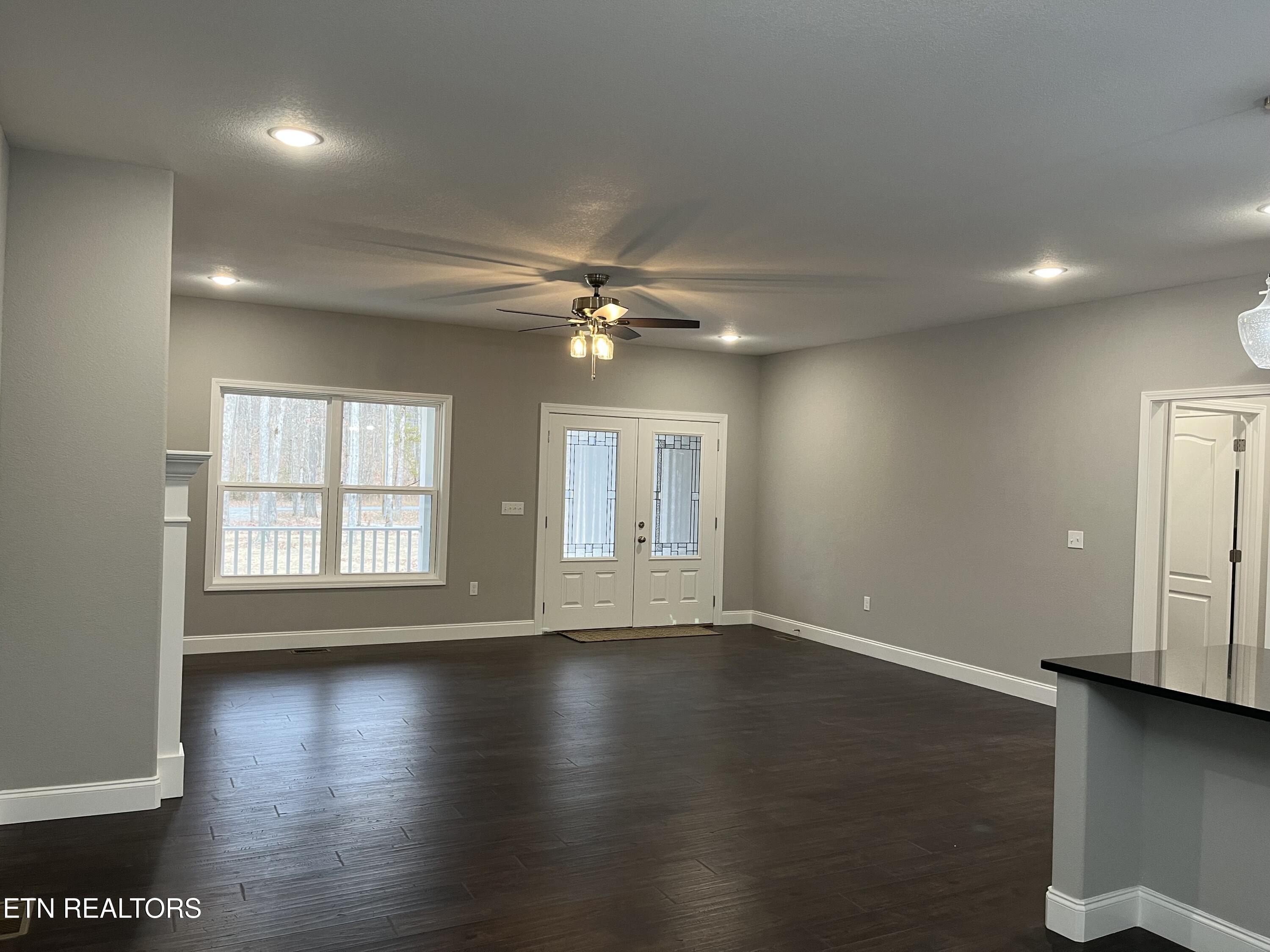 833 Sawmill Road Monterey, TN 38574 - Photo 13 of 30 Dining area to GR