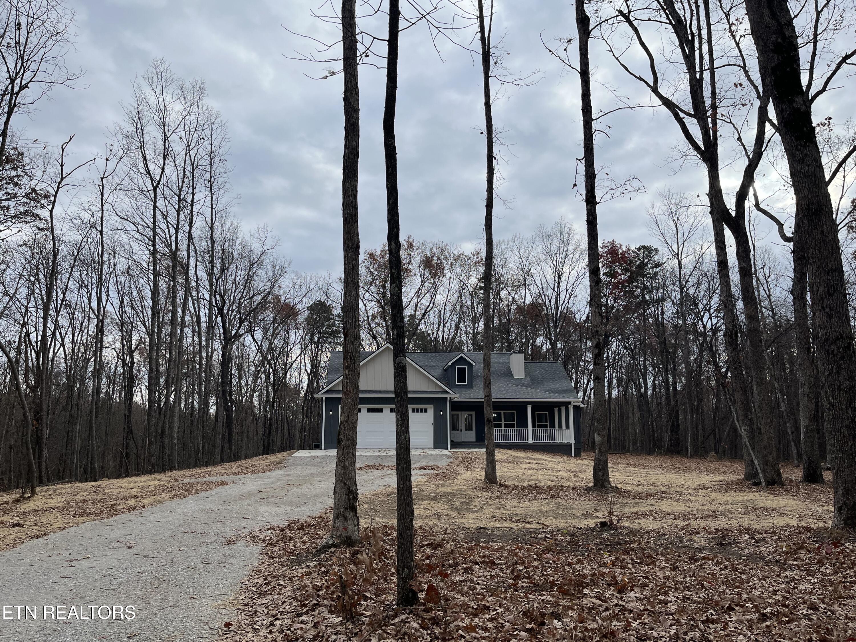 833 Sawmill Road Monterey, TN 38574 - Photo 2 of 30 Driveway to 833 Sawmill Rd