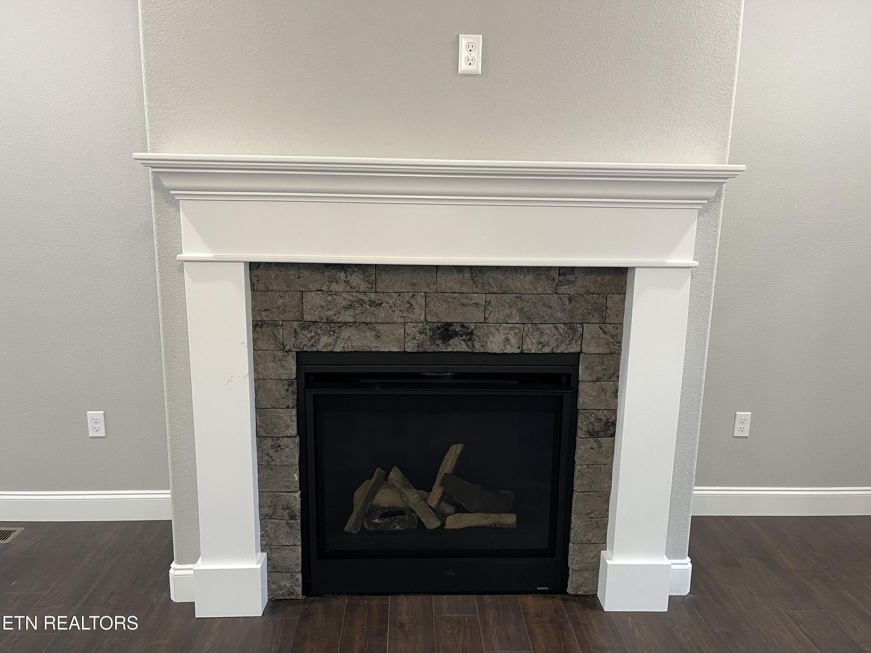 833 Sawmill Road Monterey, TN 38574 - Photo 5 of 30 Natural Gas FP