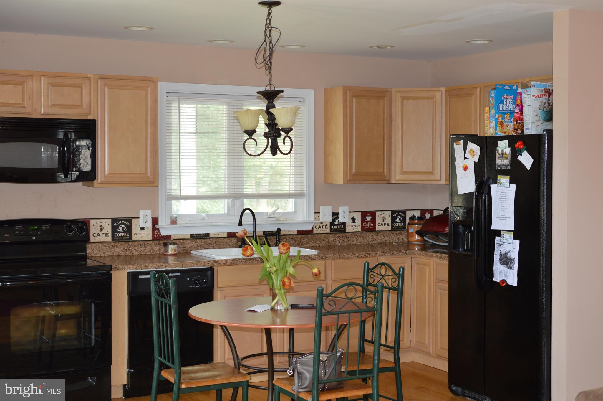 21718 Randolph Road Lexington Park, MD 20653 - Photo 3 of 14 Eat-in Kitchen