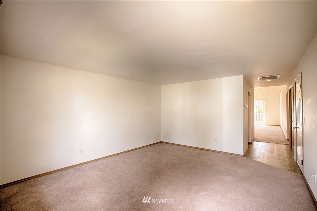 403 Spring Lane Sedro-Woolley, WA 98284 - Photo 6 of 21