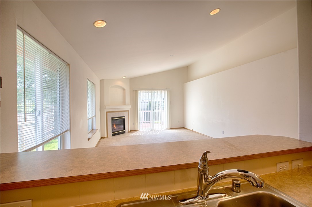 403 Spring Lane Sedro-Woolley, WA 98284 - Photo 9 of 21