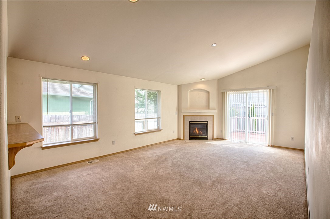 403 Spring Lane Sedro-Woolley, WA 98284 - Photo 10 of 21