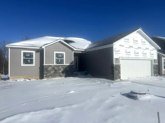 $444,900 | 410 Canfield Street, Milan, MI 48160