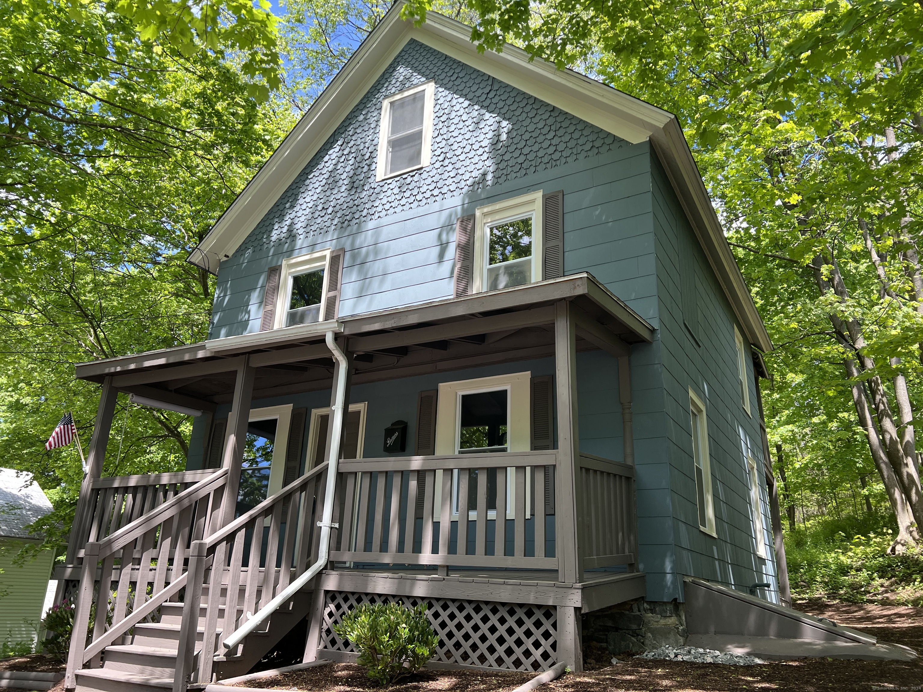 23 Curtice Street Winchester, CT 06098 - Photo 1 of 1