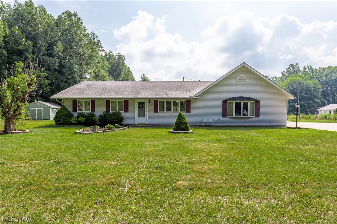 6802 Coen Road Vermilion, OH 44089 - Photo 3 of 35
