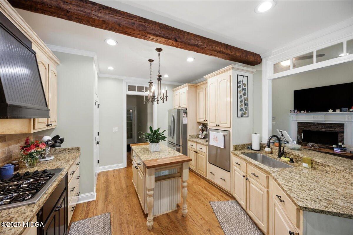 409 Madison Lane Forsyth, GA 31029 - Photo 8 of 33 8