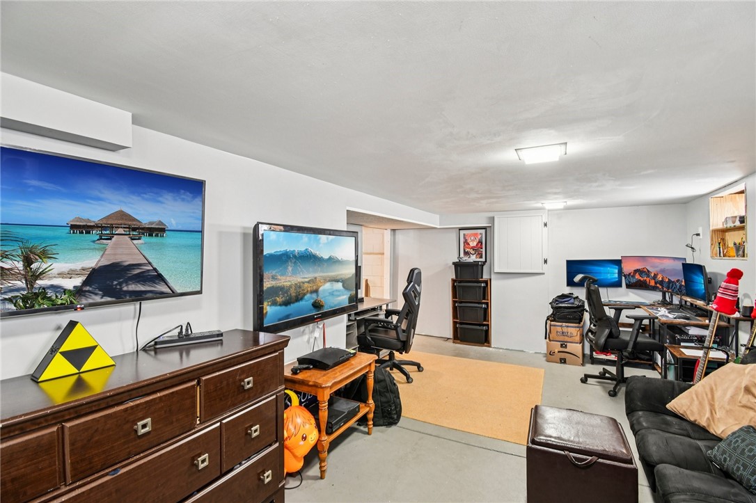 316 Coolidge Road Irondequoit, NY 14622 - Photo 24 of 37