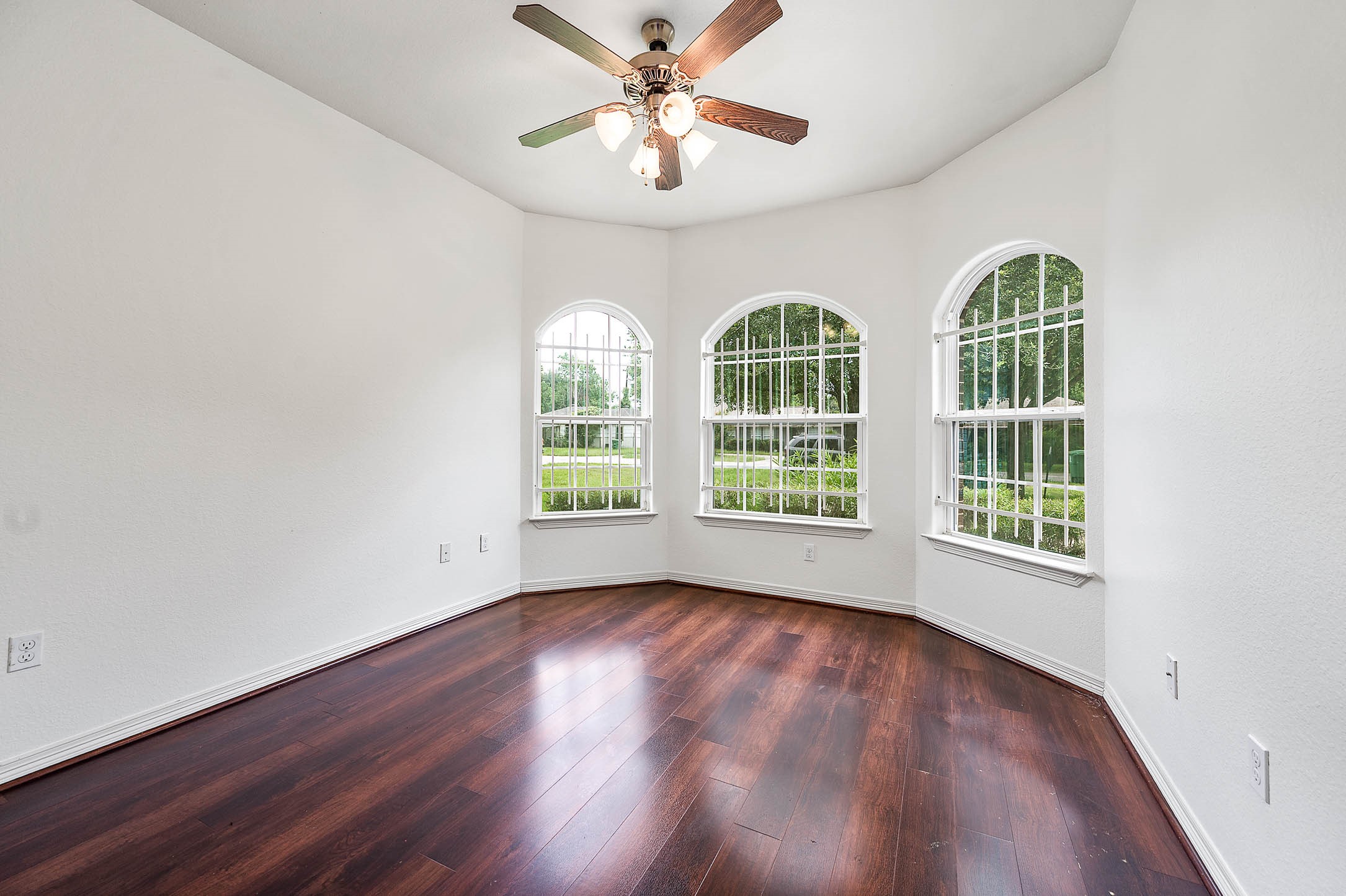 3922 Faulkner Street Houston, TX 77021 - Photo 6 of 28