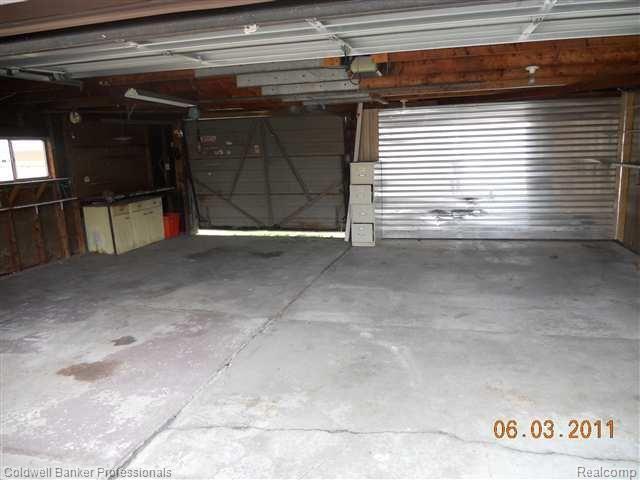 33708 Klein Road Fraser, MI 48026 - Photo 4 of 10 klein3