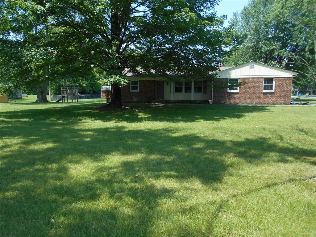 6116 Cooper Road Indianapolis, IN 46228 - Photo 4 of 25 Gallery Image 4