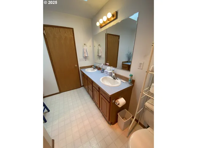 $400,000 | 31205 I Street, Ocean Park, WA 98640