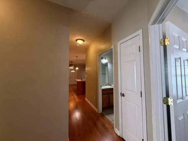 $250,000 | 990 Crawfordville Trace, Tallahassee, FL 32305