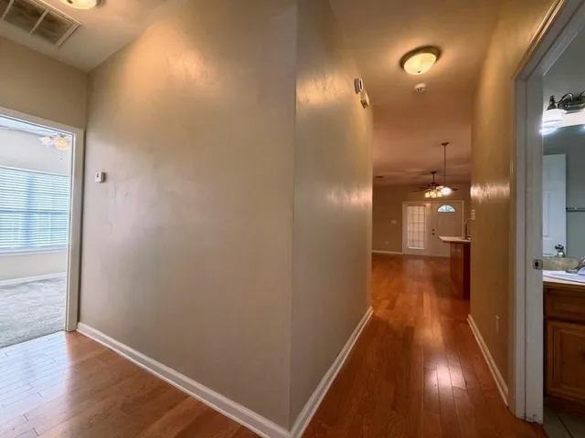 $250,000 | 990 Crawfordville Trace, Tallahassee, FL 32305