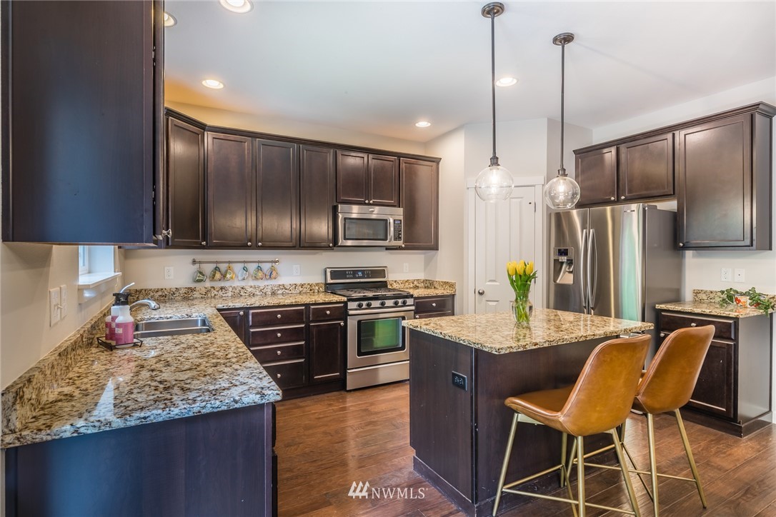 22416 35th Drive Southeast Bothell, WA 98021 - Photo 3 of 21