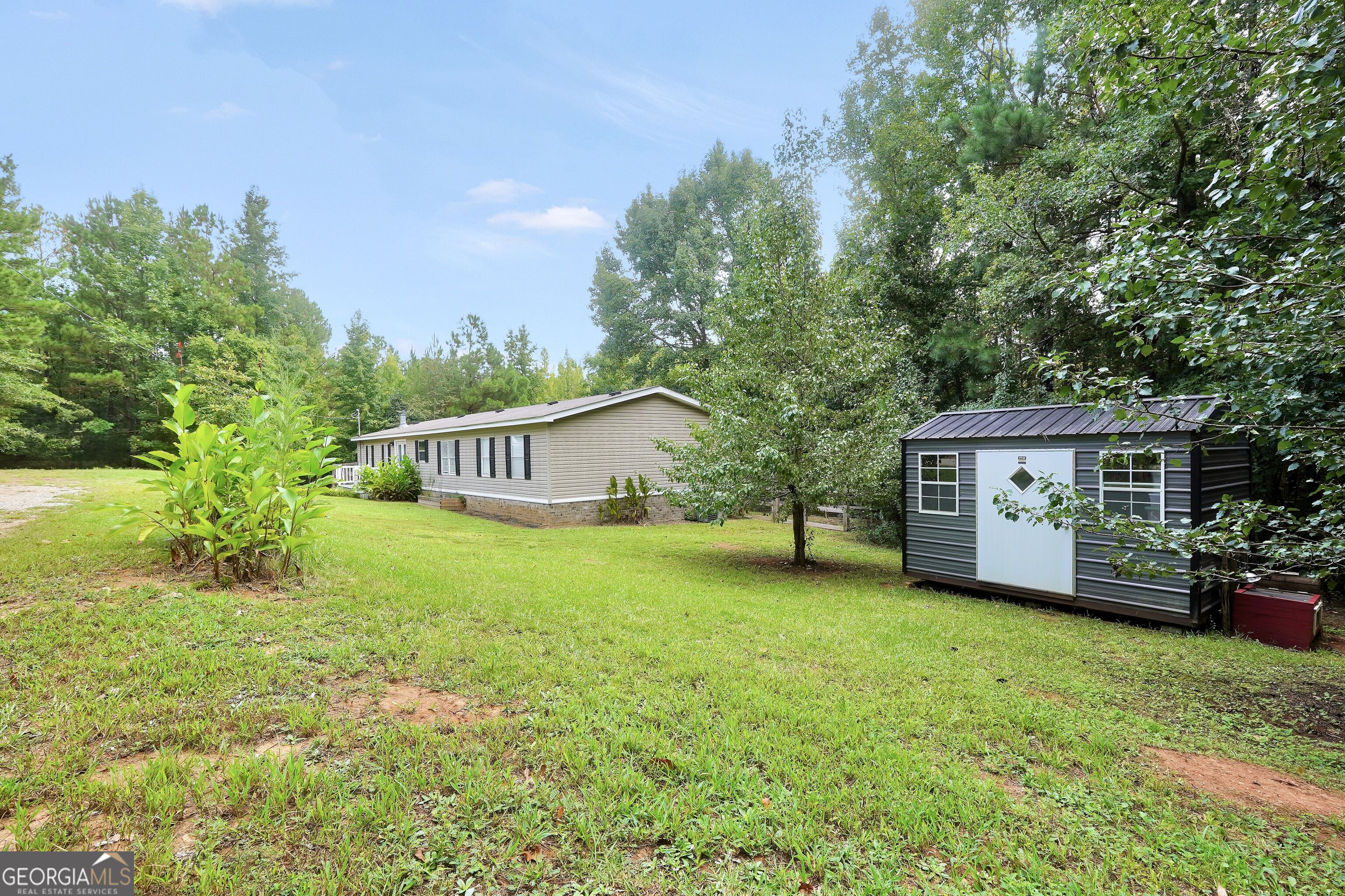 988 Lassiter Road Forsyth, GA 31029 - Photo 4 of 31 Gallery Image 4