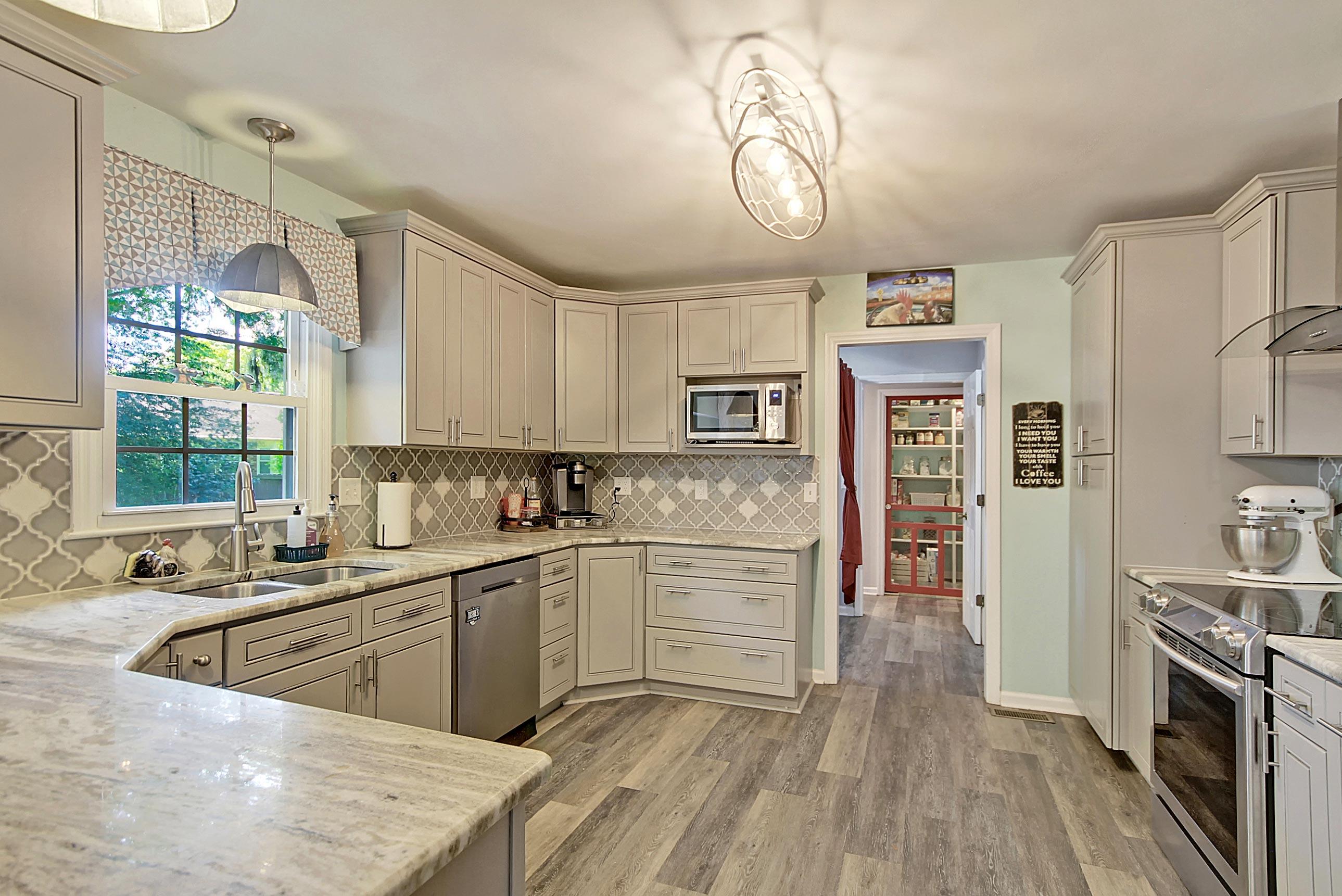 2979 Foxhall Road Charleston, SC 29414 - Photo 12 of 38 CREM_2979 Foxhall_012