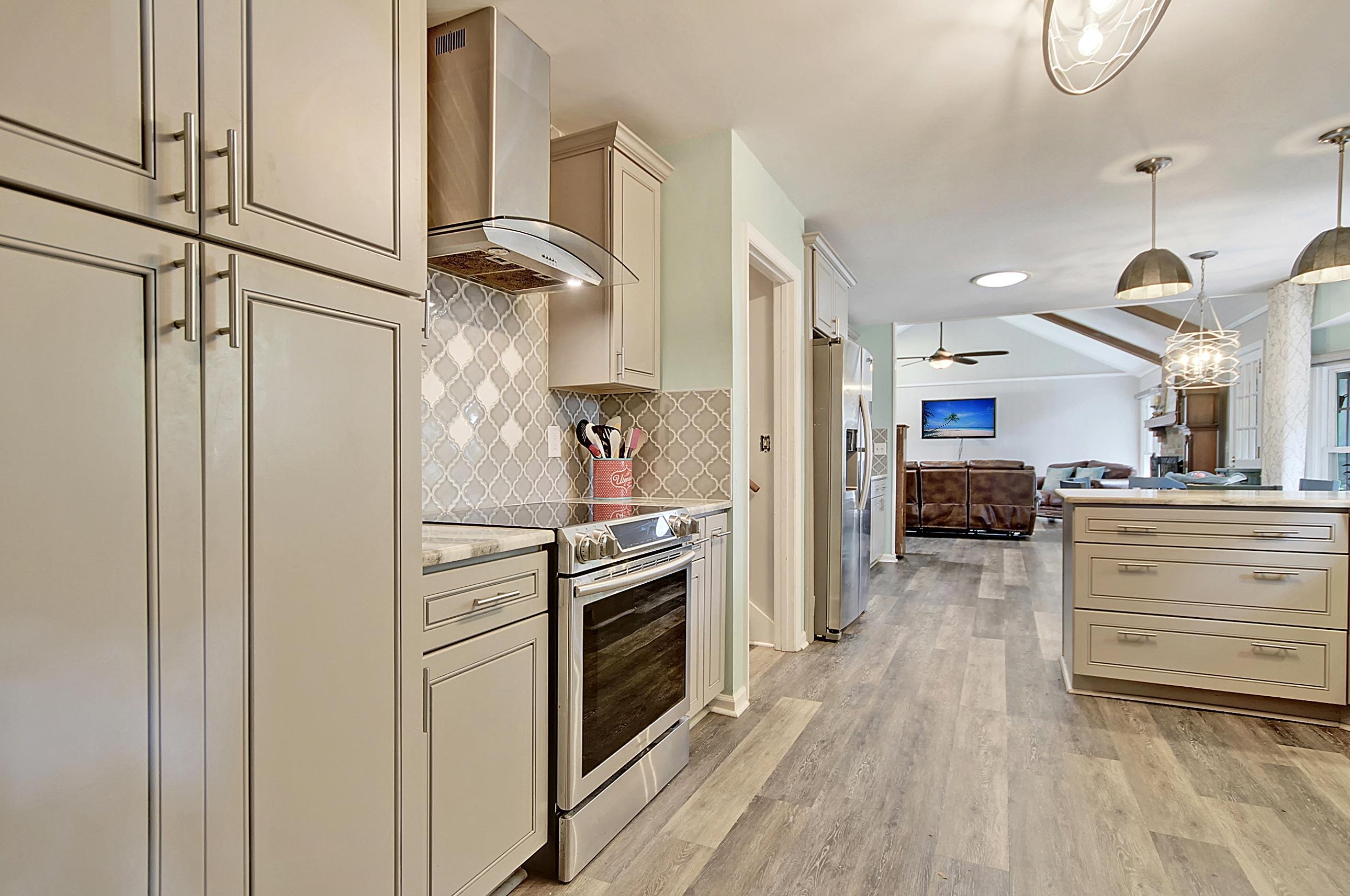 2979 Foxhall Road Charleston, SC 29414 - Photo 14 of 38 CREM_2979 Foxhall_010