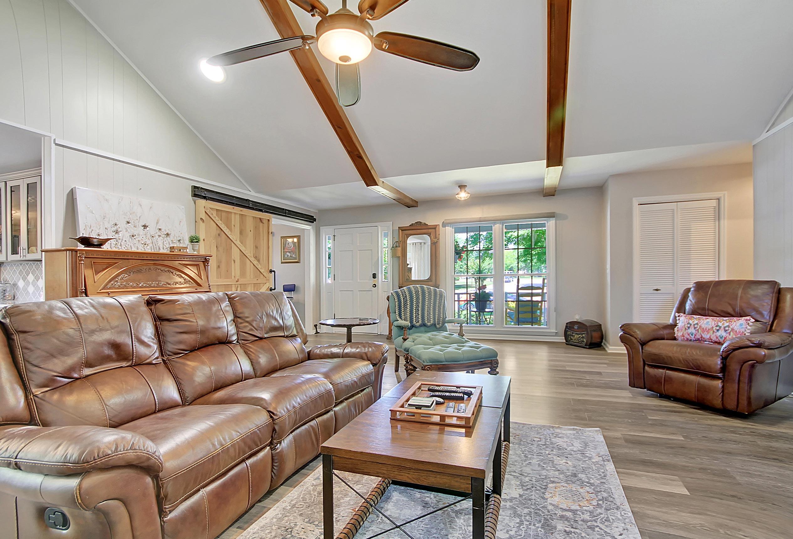 2979 Foxhall Road Charleston, SC 29414 - Photo 7 of 38 CREM_2979 Foxhall_031