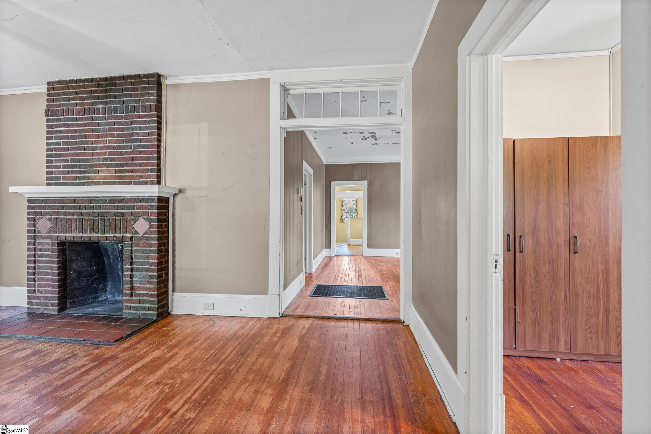 121 Ebaugh Avenue Greenville, SC 29607 - Photo 13 of 29