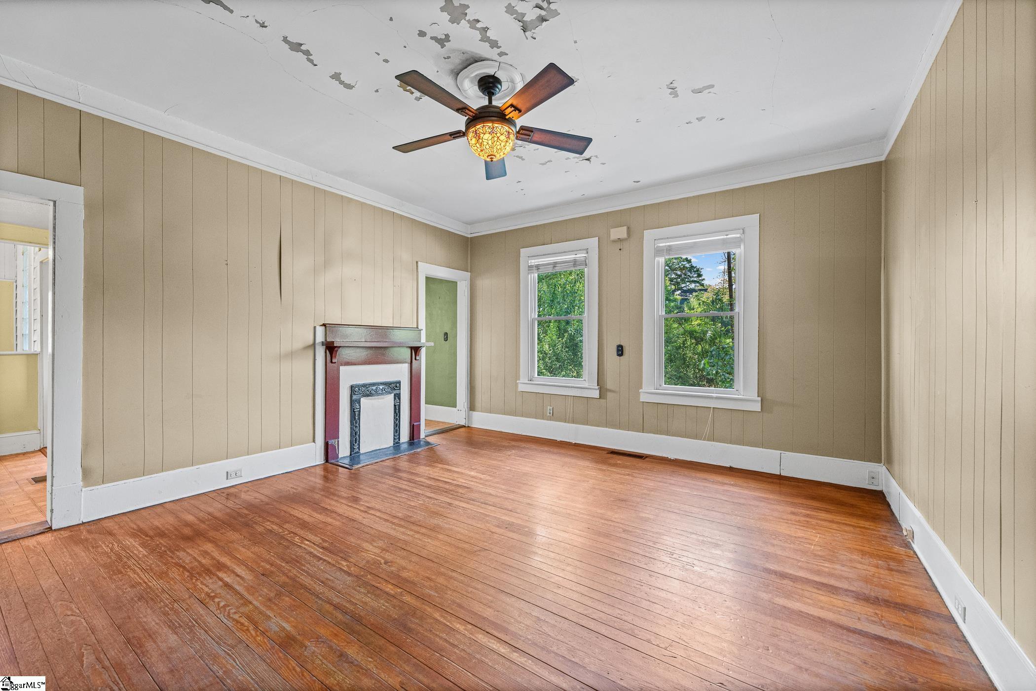 121 Ebaugh Avenue Greenville, SC 29607 - Photo 19 of 29