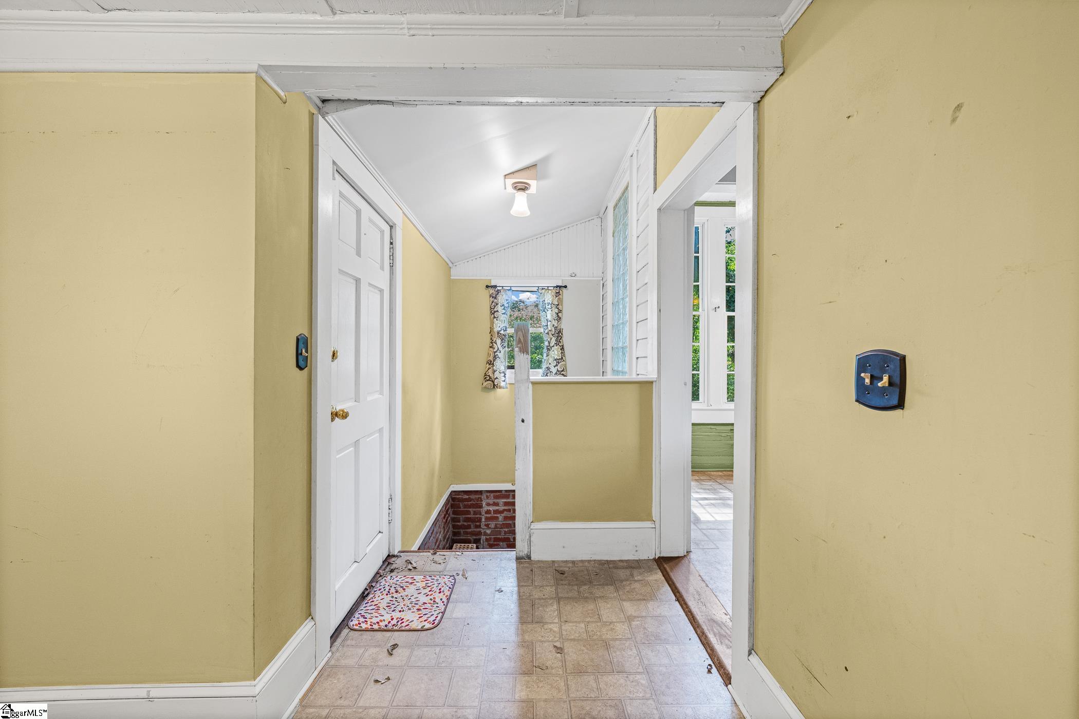 121 Ebaugh Avenue Greenville, SC 29607 - Photo 25 of 29