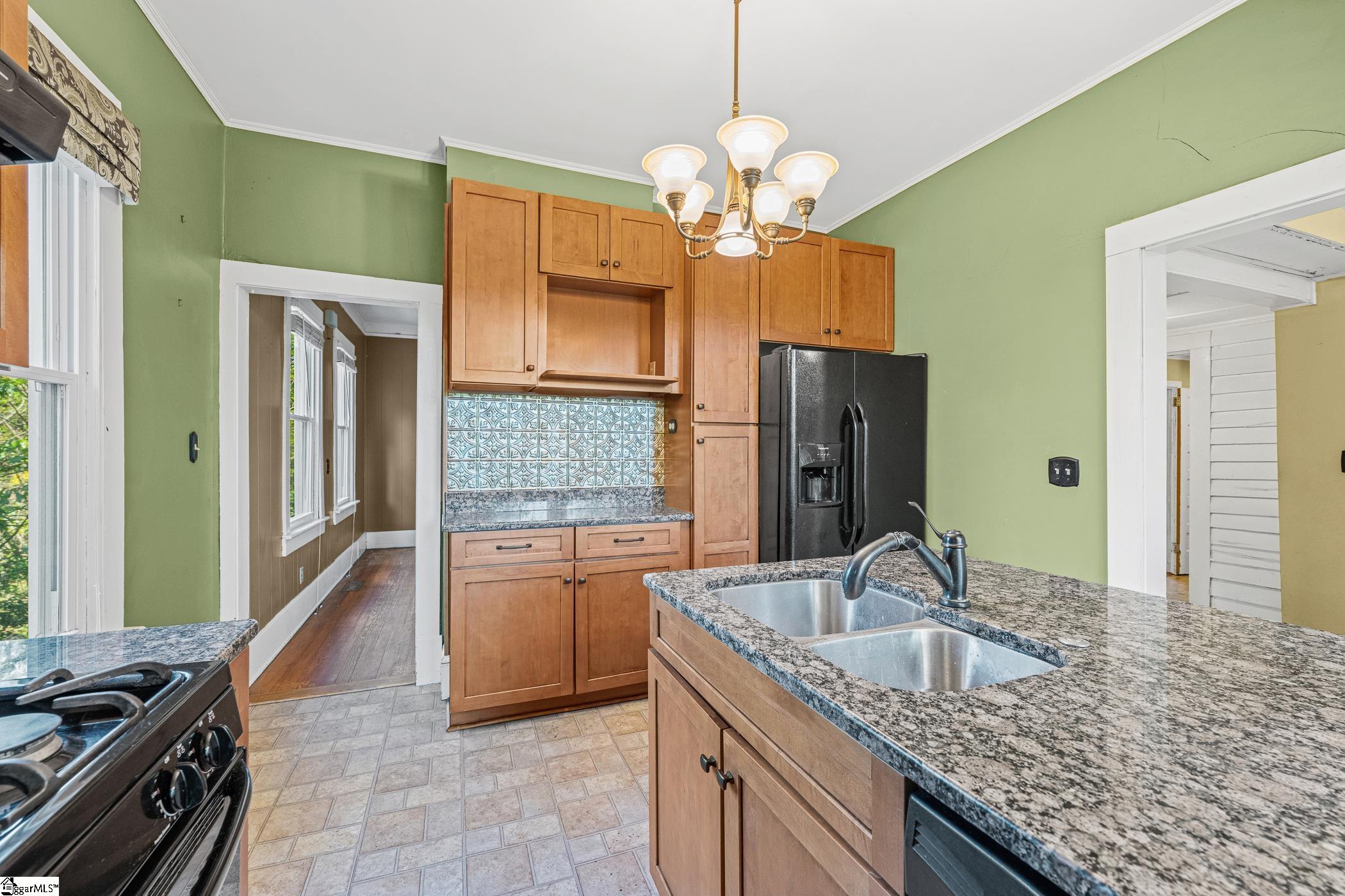 121 Ebaugh Avenue Greenville, SC 29607 - Photo 27 of 29