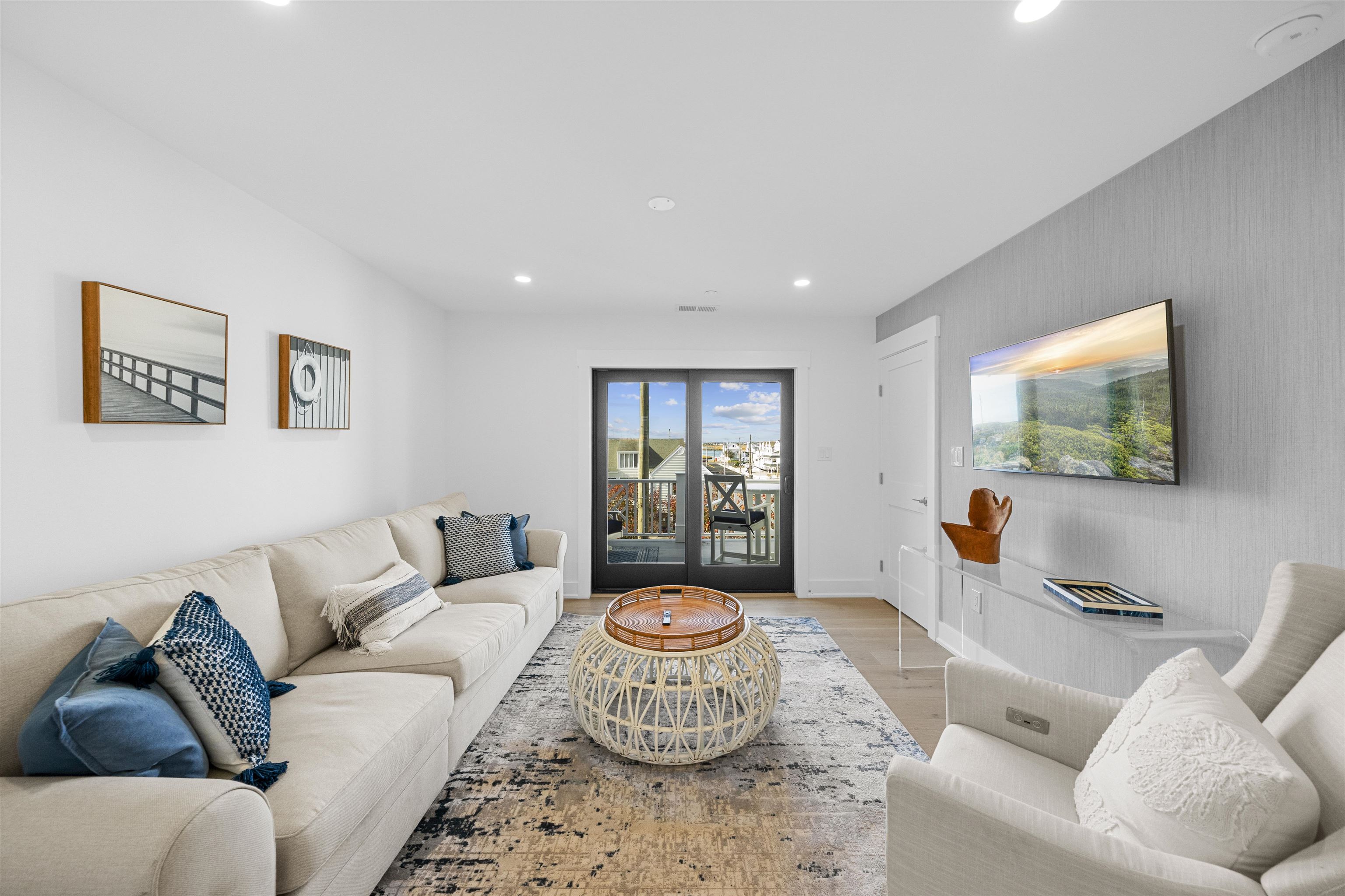 2927 Dune, Unit 1 Avalon, NJ 08202 - Photo 24 of 35 a living room with furniture and a flat screen tv