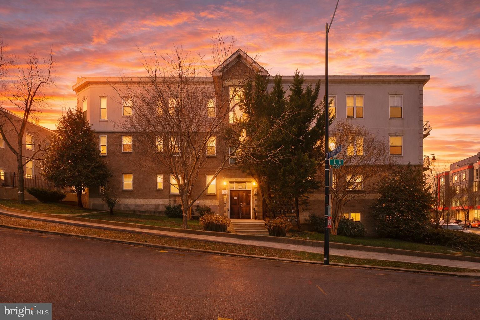 1629 L Street Northeast, Unit 202 Washington, DC 20002 - Photo 1 of 29