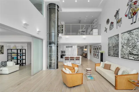 $5,290,000 | 6899 Collins Avenue, Unit 403, Miami Beach, FL 33141