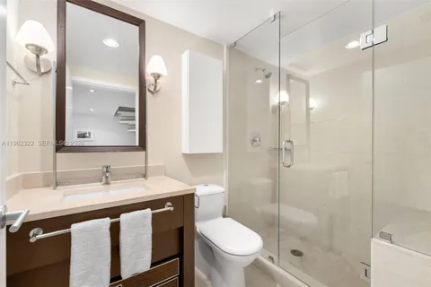 $5,290,000 | 6899 Collins Avenue, Unit 403, Miami Beach, FL 33141