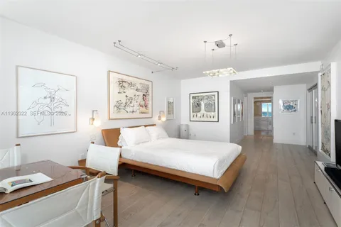 $5,290,000 | 6899 Collins Avenue, Unit 403, Miami Beach, FL 33141