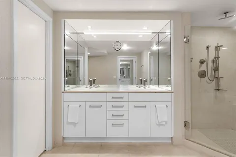 $5,290,000 | 6899 Collins Avenue, Unit 403, Miami Beach, FL 33141