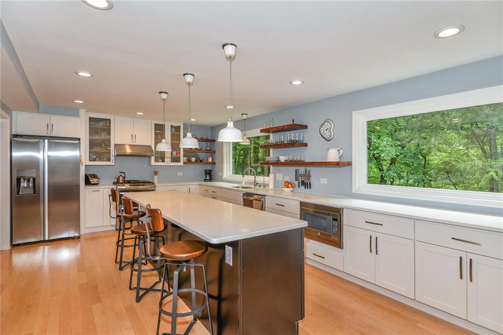 1240 Ridge Road Carmel, IN 46033 - Photo 6 of 32 Gallery Image 6