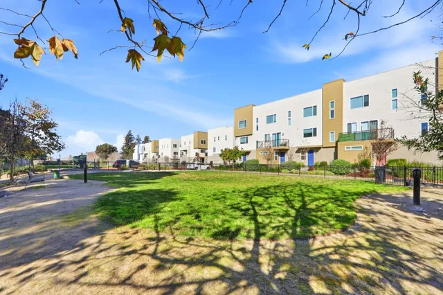 $1,100,000 | 706 Fruit Ranch Loop, San Jose, CA 95133