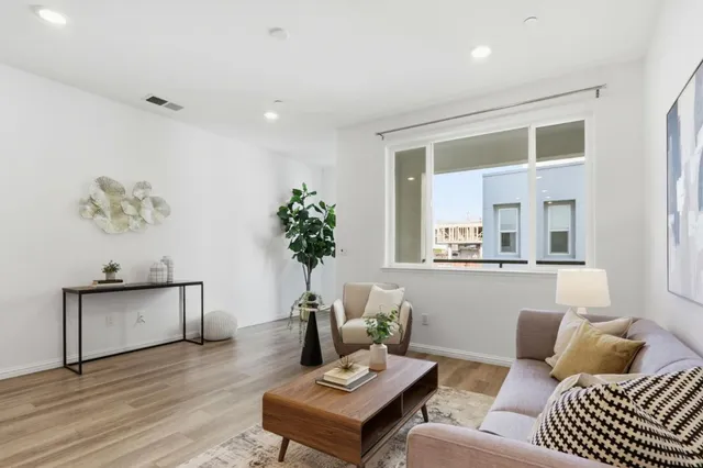 $1,100,000 | 706 Fruit Ranch Loop, San Jose, CA 95133