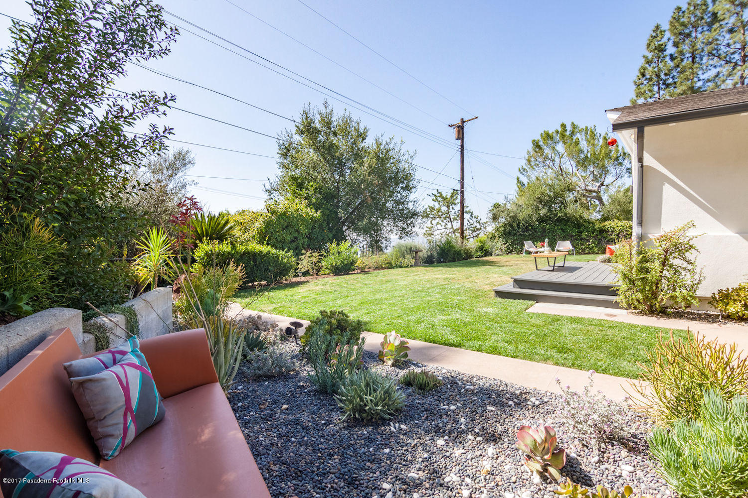 548 Cocopan Drive Altadena, CA 91001 - Photo 33 of 34 IMG_4011-HDRsmaller