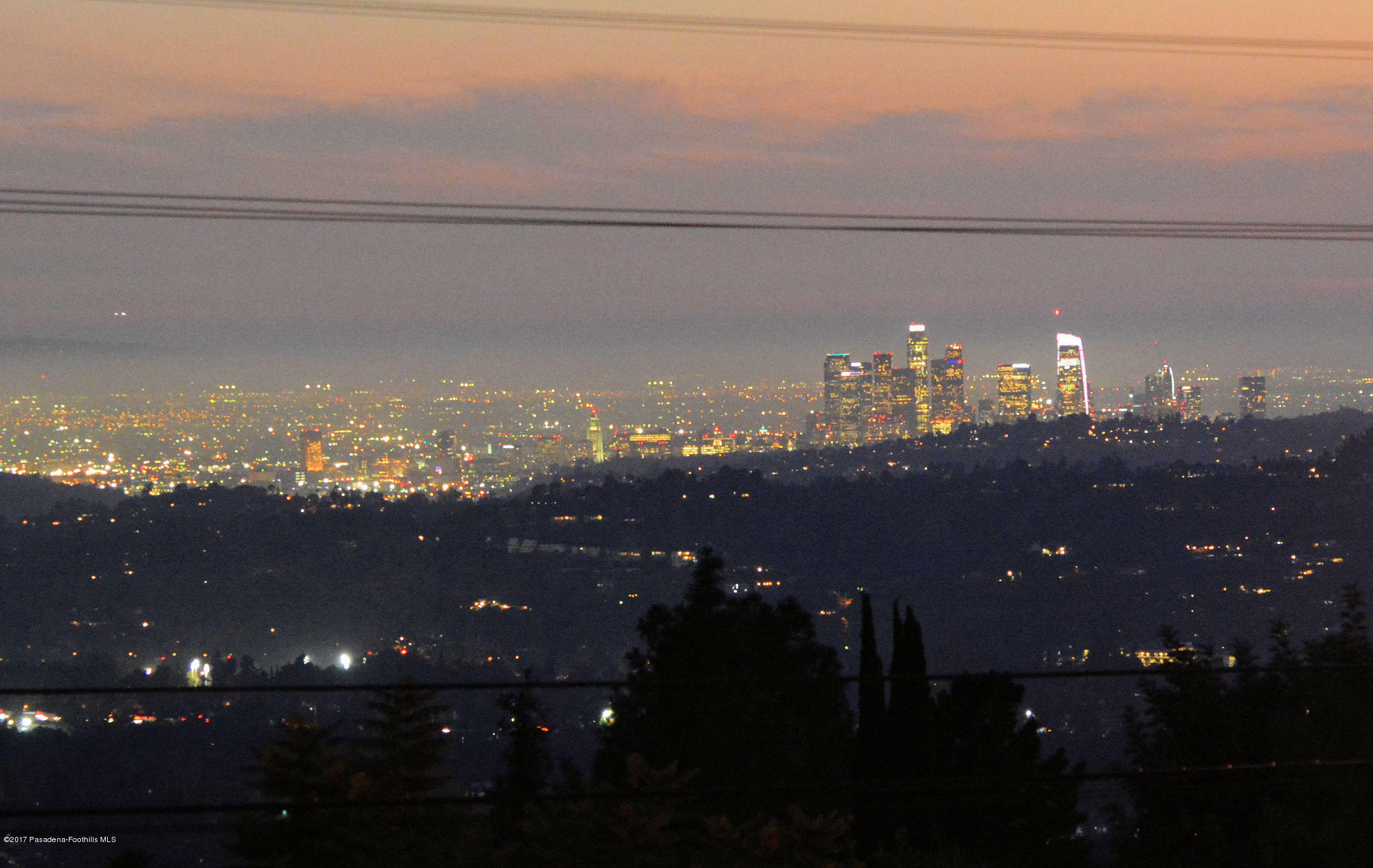 548 Cocopan Drive Altadena, CA 91001 - Photo 34 of 34 Night view