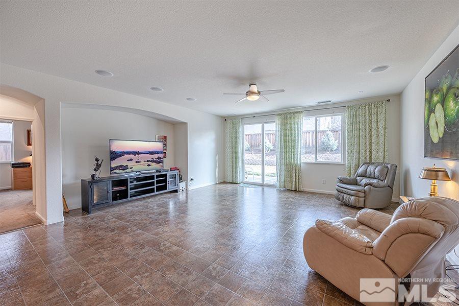 420 Sondrio Court Reno, NV 89521 - Photo 9 of 25 Photo 9