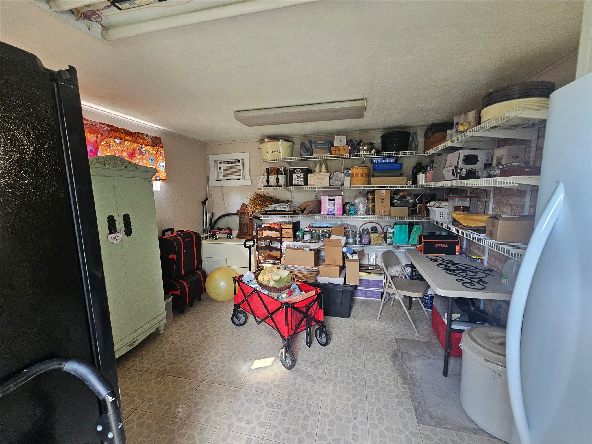 117 Laughlin Road Eagle Lake, TX 77434 - Photo 35 of 46 a room with musical instruments