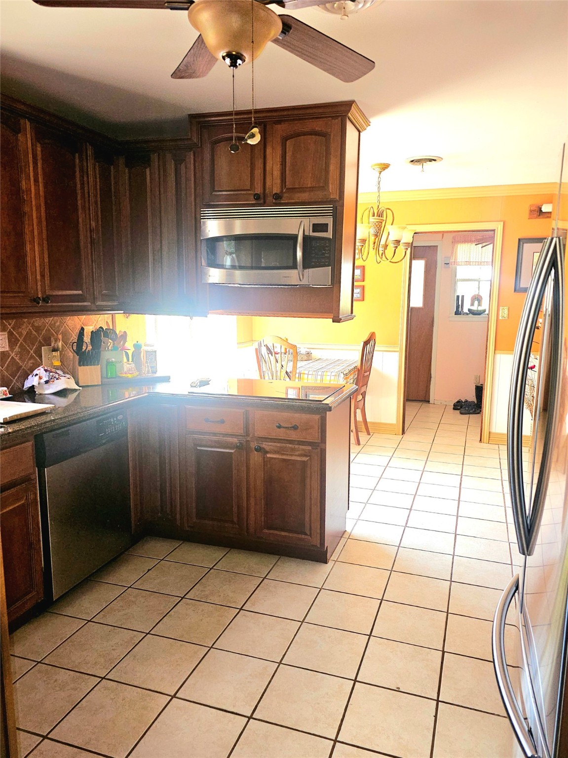117 Laughlin Road Eagle Lake, TX 77434 - Photo 10 of 46 a kitchen with a sink a stove and cabinets
