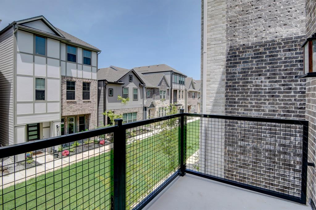 7551 Millingston Road Dallas, TX 75228 - Photo 12 of 36