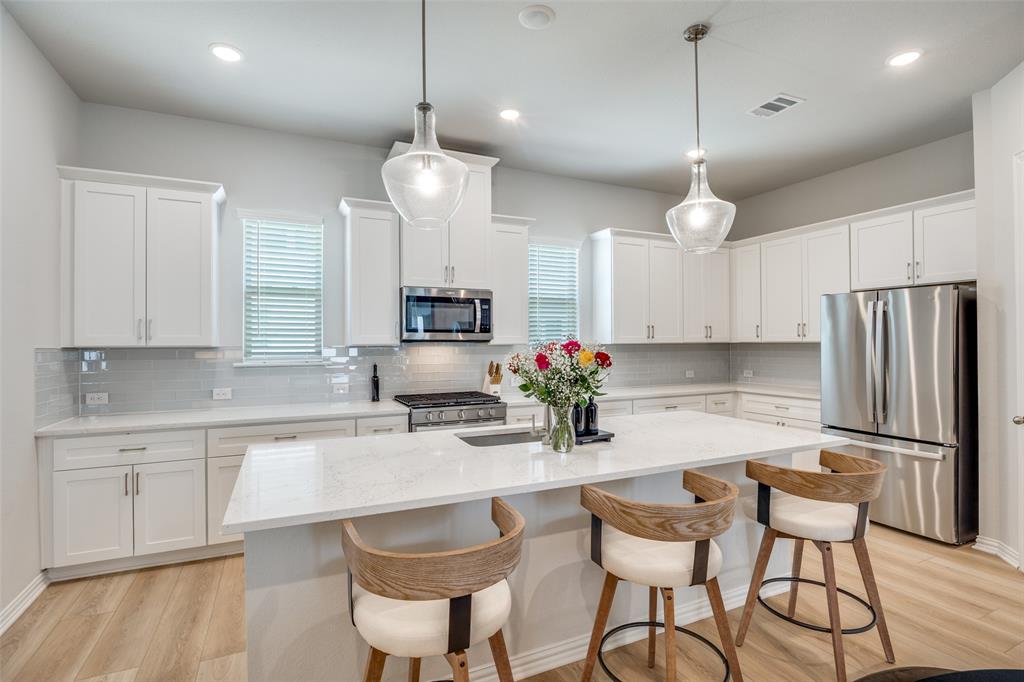 7551 Millingston Road Dallas, TX 75228 - Photo 6 of 36