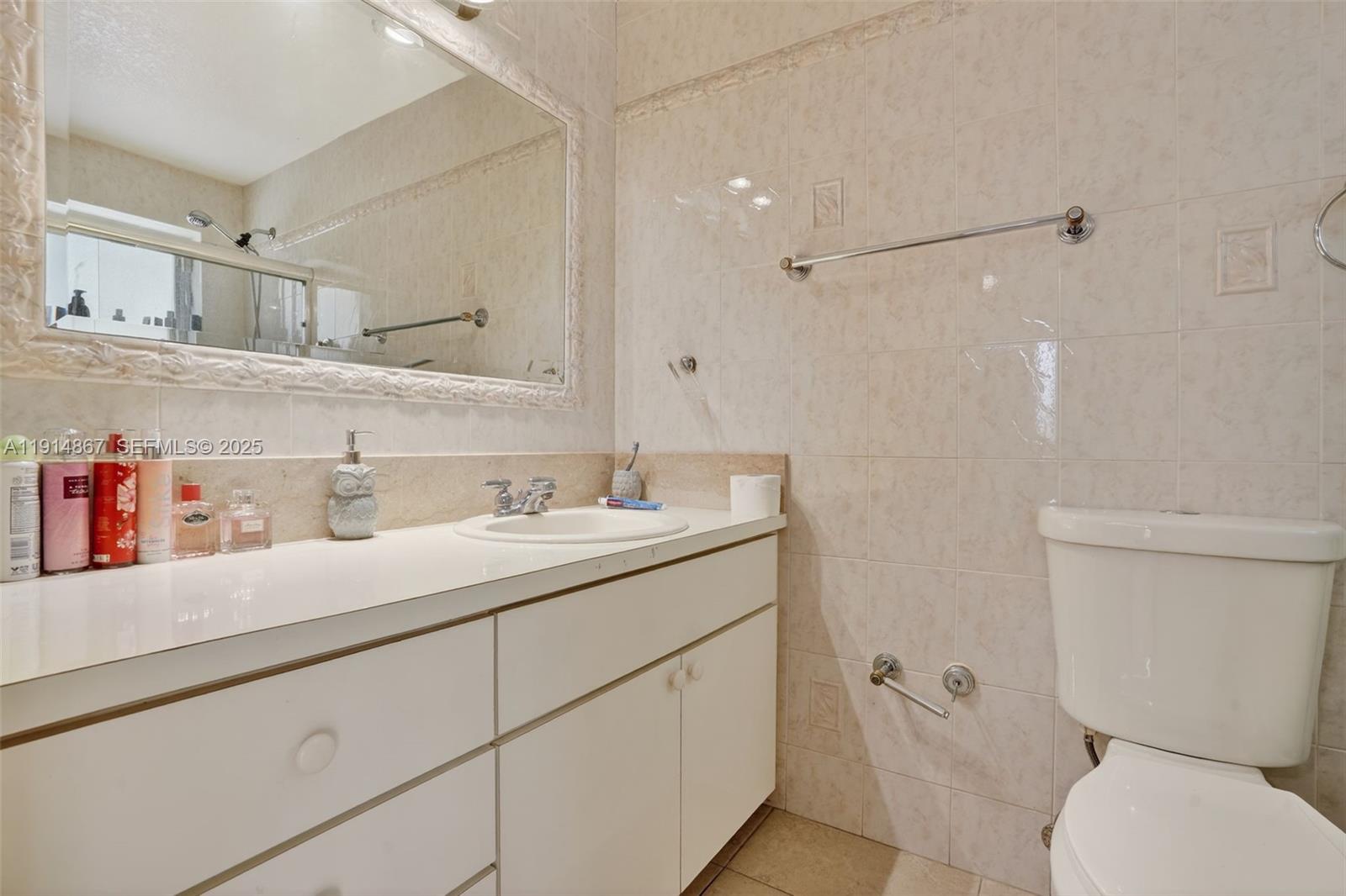 9835 Southwest 26th Terrace Miami, FL 33165 - Photo 28 of 49