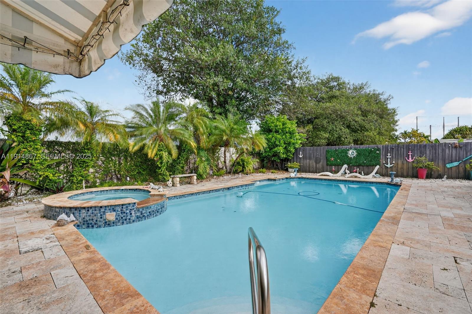 9835 Southwest 26th Terrace Miami, FL 33165 - Photo 35 of 49