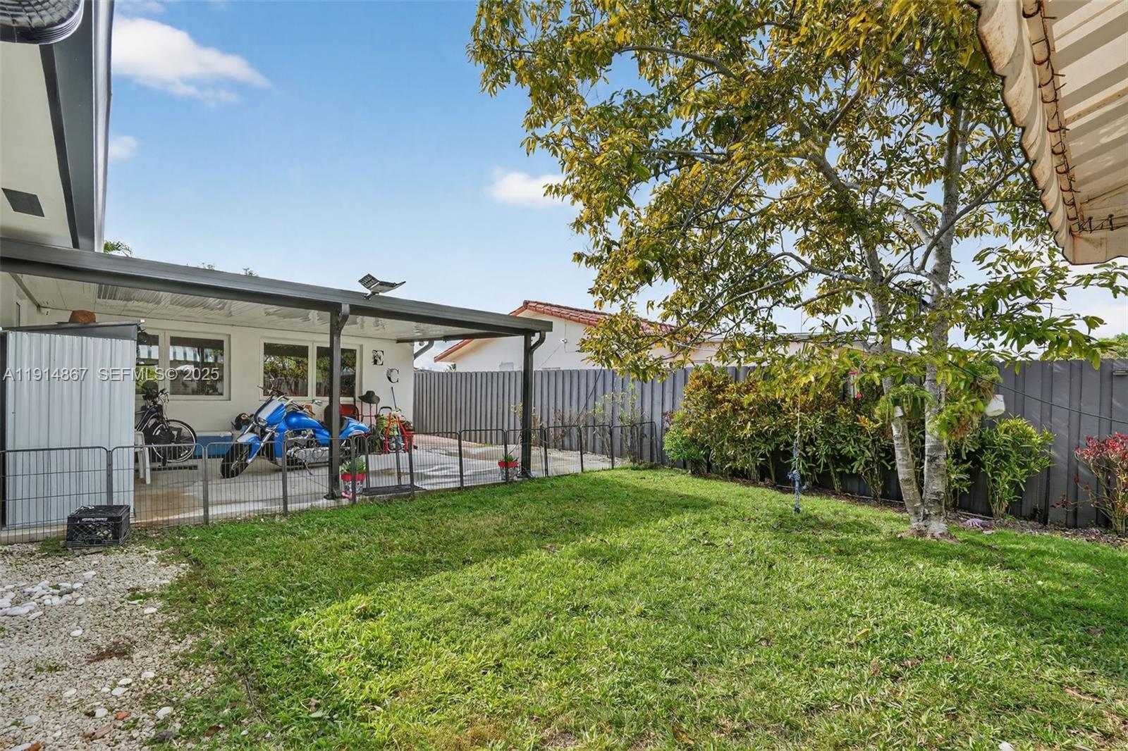 9835 Southwest 26th Terrace Miami, FL 33165 - Photo 41 of 49