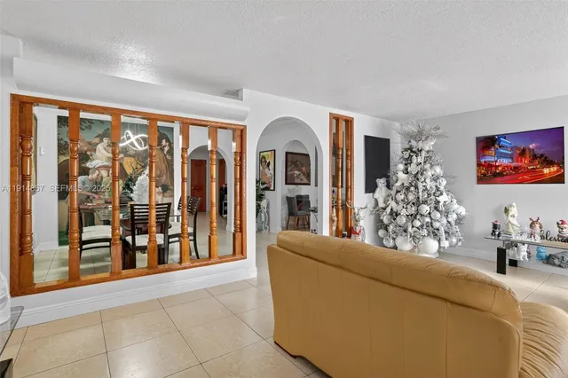 $950,000 | 9835 Southwest 26th Terrace, Miami, FL 33165